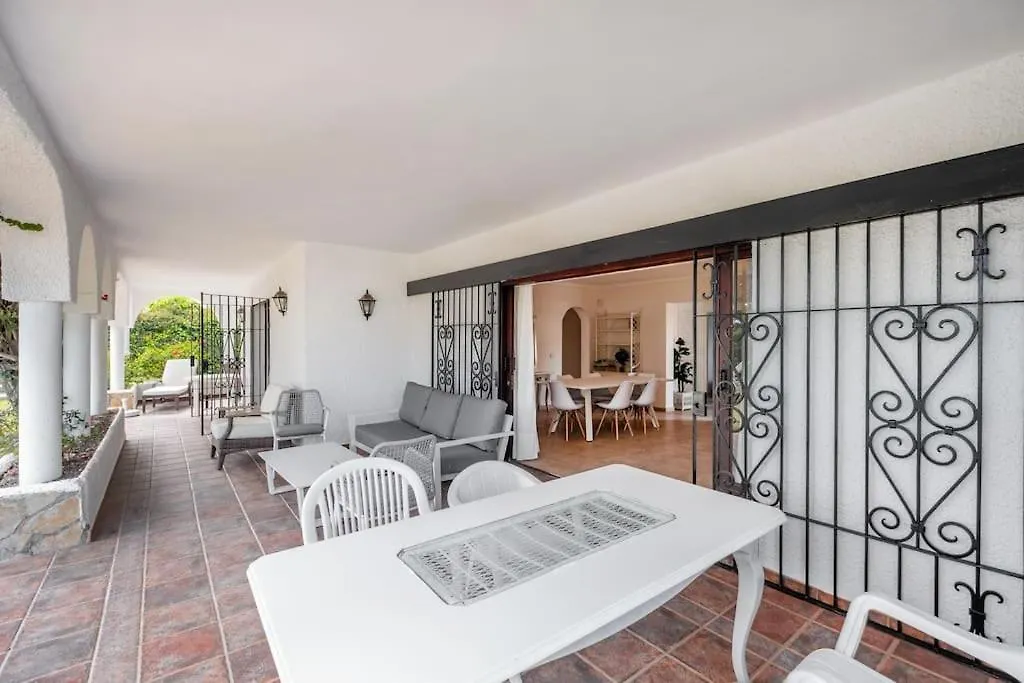Andalusian Villa By The Beach! Estepona 0*,