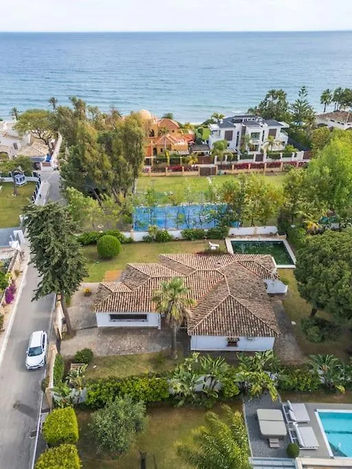 Andalusian Villa By The Beach! Estepona Holiday home