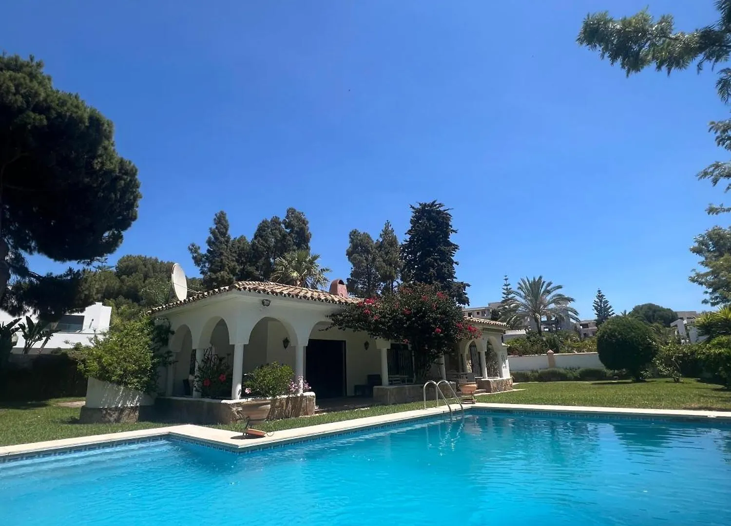 Andalusian Villa By The Beach! Estepona Holiday home